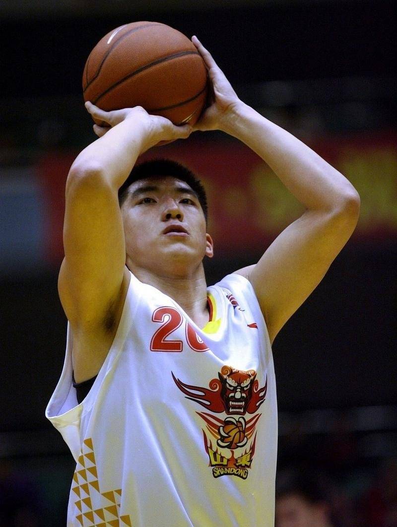 山东男篮客场遭遇失败，教练表示不会放弃
