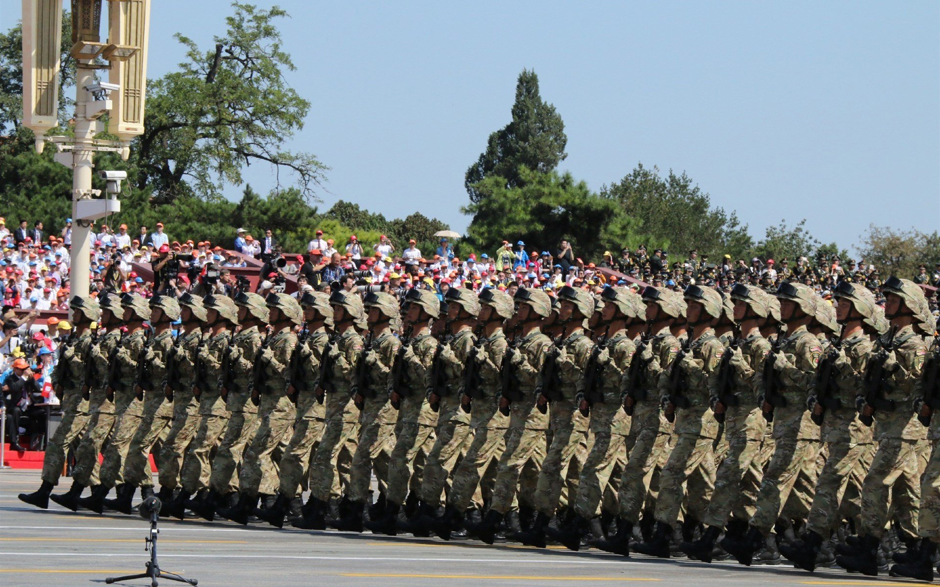 美加墨世界杯焦点战启示录，从广东队翻盘独行侠看体育奇迹