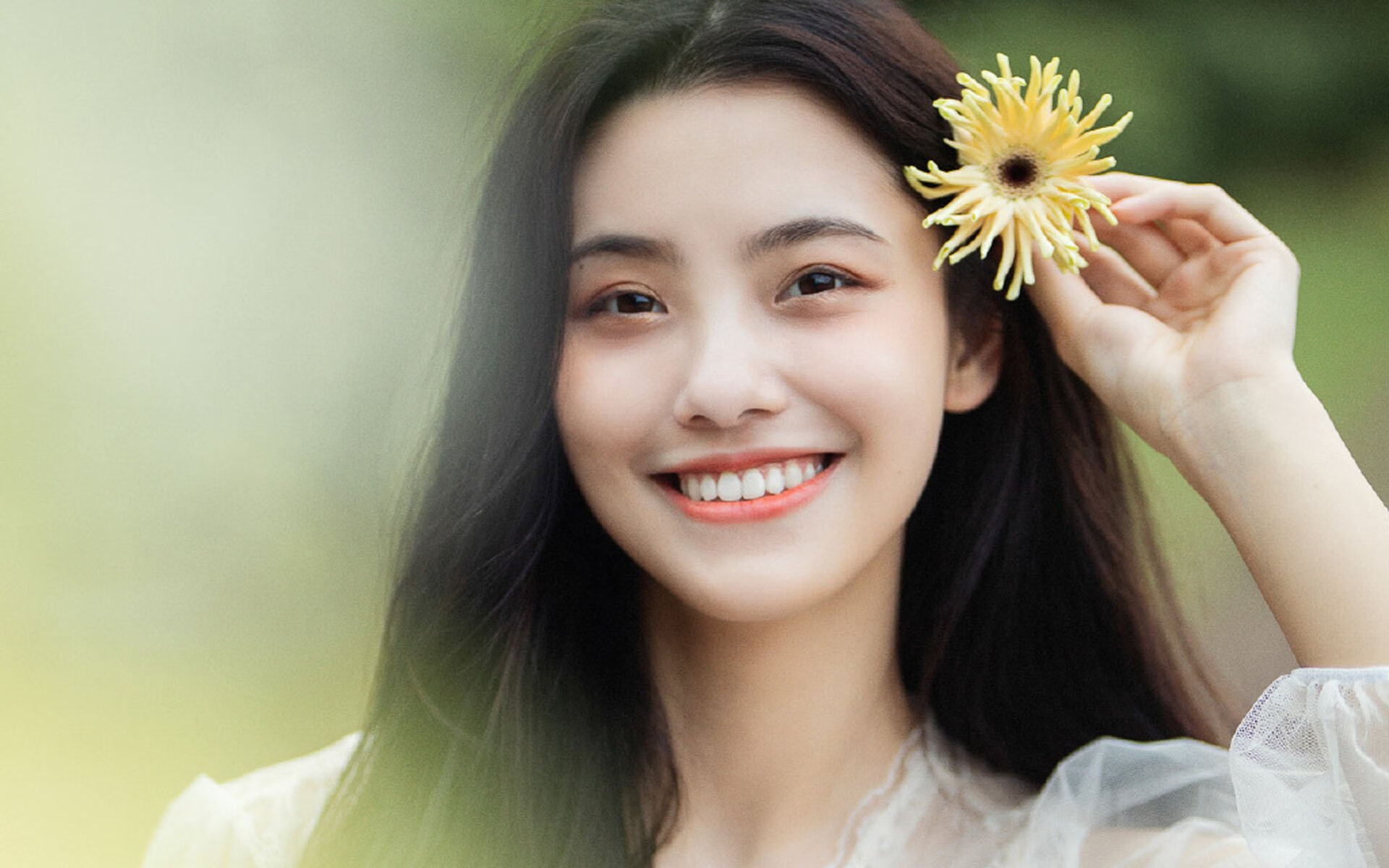 当穆勒化为艺术品，比利时掀翻墨西哥的背后，足球在告别什么？