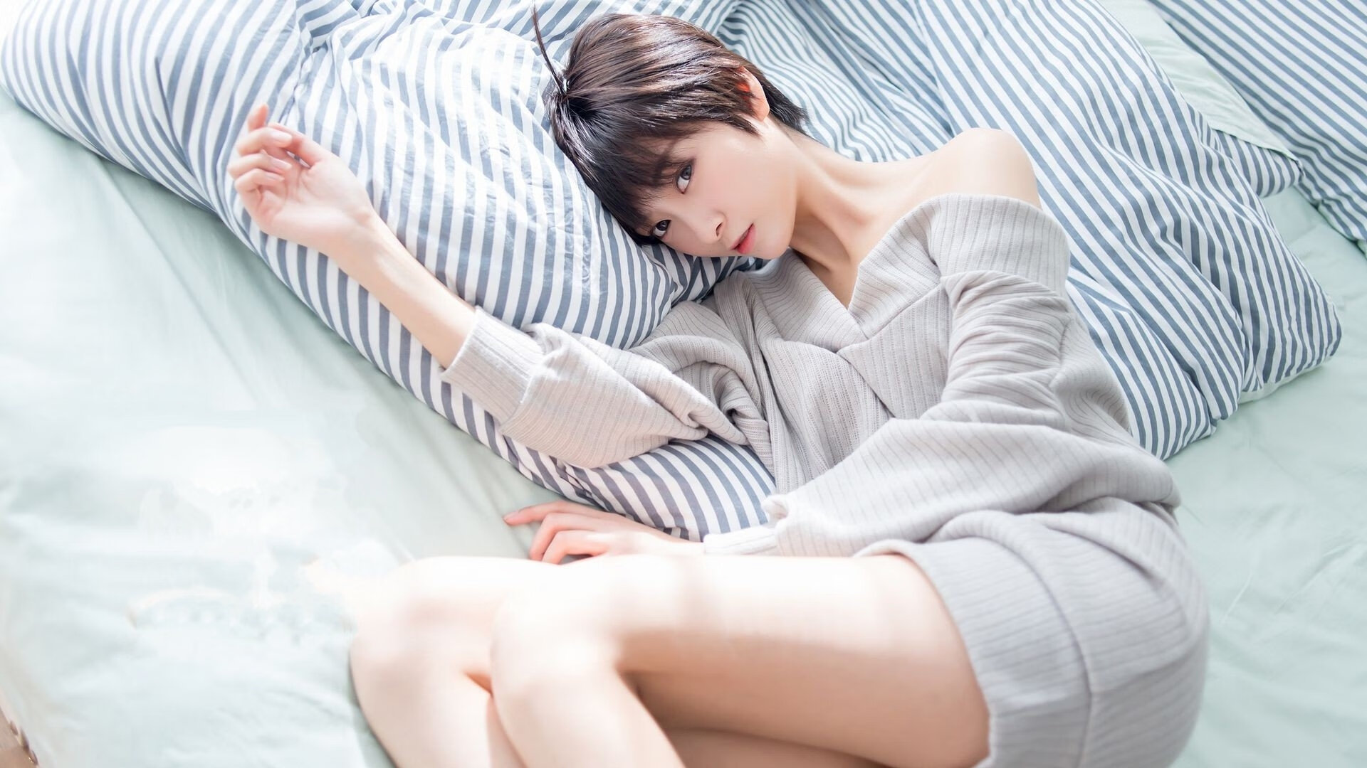 伊朗关键战突围智利,厄德高成为关键先生—足球赛场上的双重闪耀